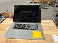 Apple macbook pro laptop