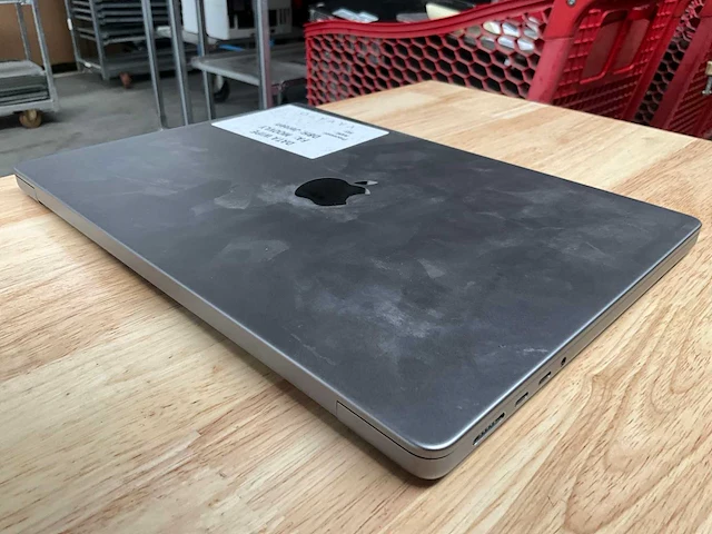 Apple macbook pro laptop - afbeelding 5 van  7
