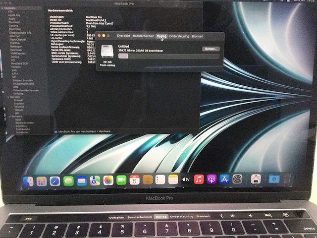 Apple macbook pro retina touch bar - afbeelding 12 van  12