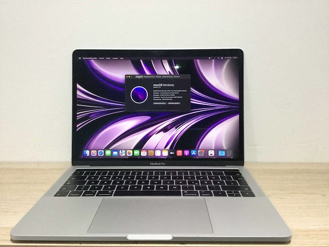 Apple macbook pro retina touch bar - afbeelding 1 van  10