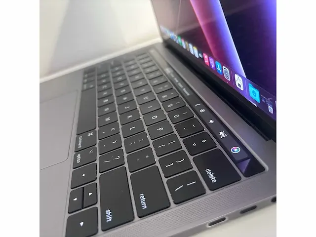 Apple macbook pro touch bar - afbeelding 3 van  7