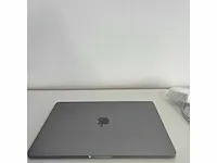 Apple macbook