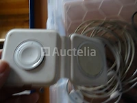 Apple-oplader, ledlenser-koplamp, ledlenser-zaklamp - afbeelding 5 van  10