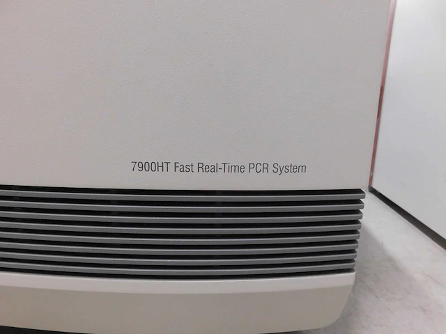 Applied biosystems - 7900 ht fast real-time pcr-systeem 4330966 - abi7900 rtpcr_1 - afbeelding 7 van  8