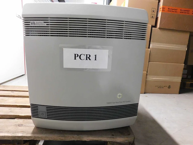 Applied biosystems - 7900 ht fast real-time pcr-systeem / onderdeelnummer: 4330966 - abi7900 rt pcr_2 - afbeelding 1 van  8