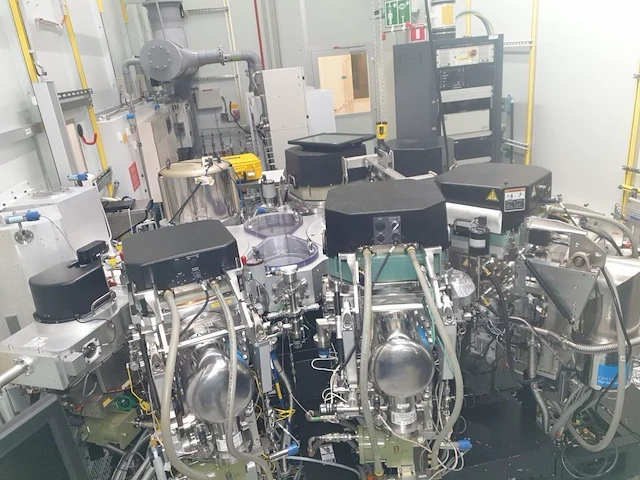 Applied materials endura pvd 5500 - 200mm metal deposition - afbeelding 8 van  14