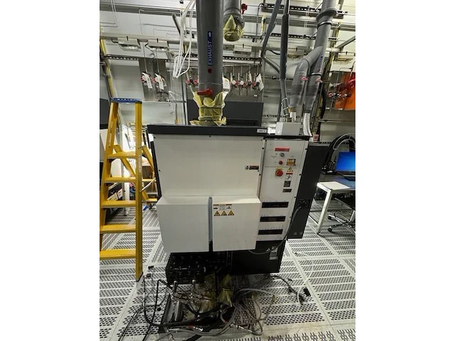 Applied materials p5000 - 200mm plasma etch - afbeelding 2 van  4