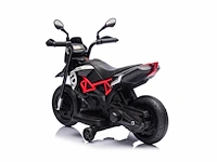 Aprilia dorsoduro 900 elektrische kindermotor 6v - 1 tot 3 jaar - zwart - afbeelding 3 van  4