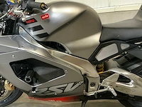 Aprillia rsv1000 r baanmotor - afbeelding 6 van  16