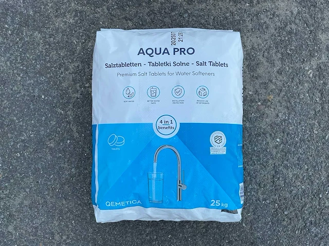 Aqua pro zout tabletten waterzuiveringstabletten (2x) - afbeelding 1 van  5