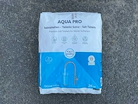 Aqua pro zout tabletten waterzuiveringstabletten (2x) - afbeelding 1 van  5