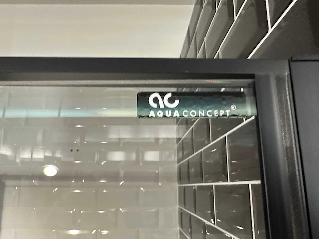 Aquaconcept - douchedeur - afbeelding 6 van  6