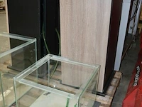 Aquarium met kast en pomp - afbeelding 4 van  5