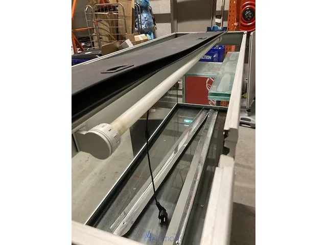 Aquarium met meubel - afbeelding 12 van  13