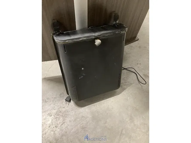 Aquarium met meubel - afbeelding 13 van  13