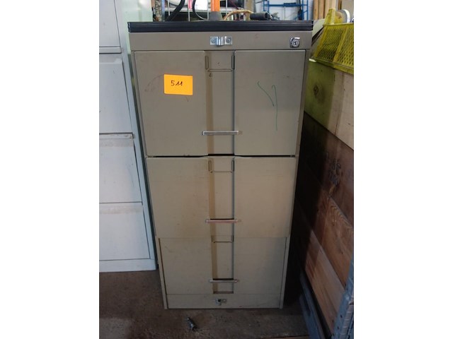 Archiefkast 3 laden - afbeelding 1 van  2