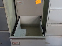 Archiefkast 3 laden - afbeelding 2 van  2