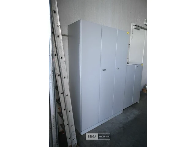 Archiefkast bulo 3 deurs 48x124x198 - afbeelding 1 van  6