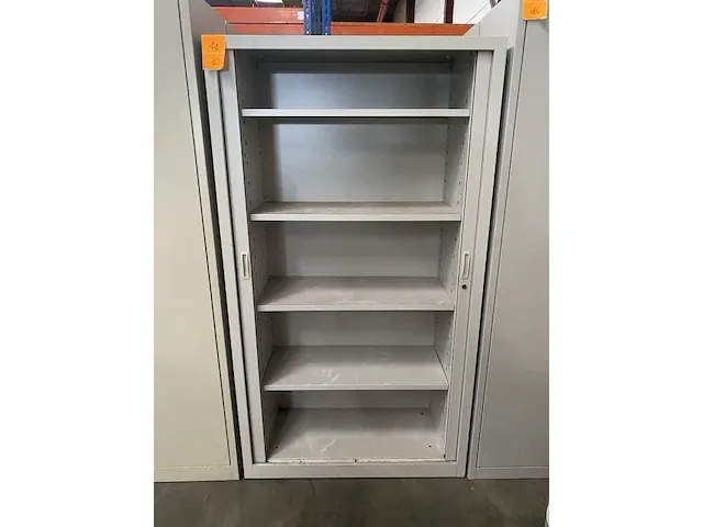 Archiefkast met rolluik deuren - afbeelding 2 van  2
