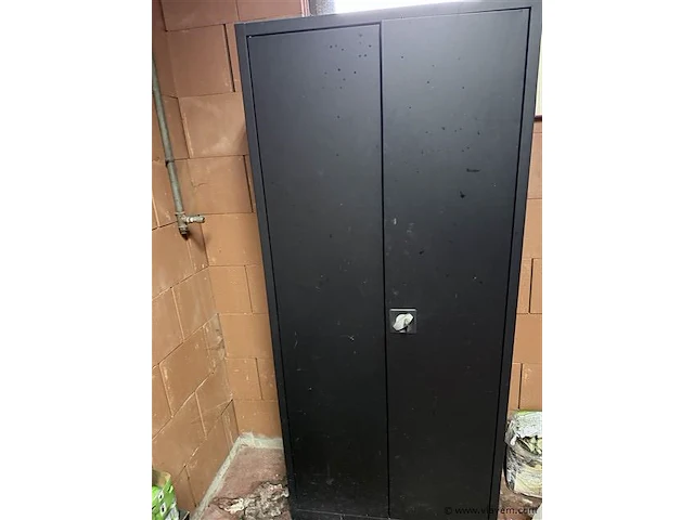 Archiefkast zwart - met slot en sleutel - afbeelding 2 van  3
