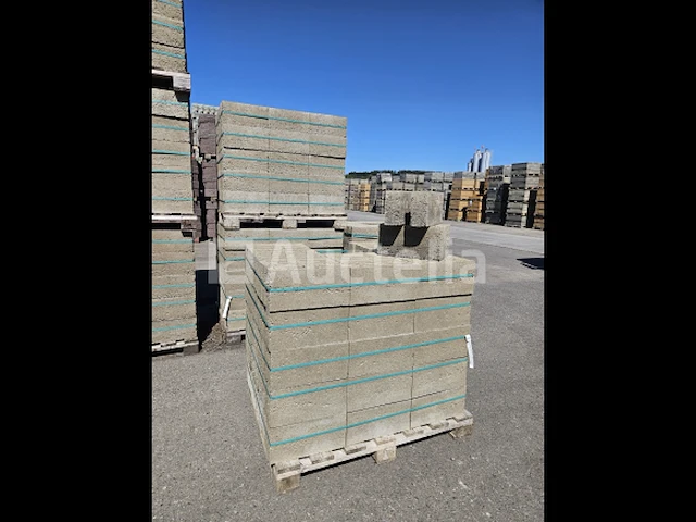 Argex holle blok tussenblokken 390/090/190 mm - 10 pallets - afbeelding 1 van  4
