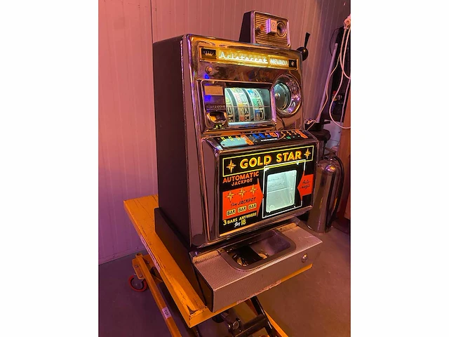 Aristocrat - 1963 - goldstar - slotmachine - afbeelding 3 van  5