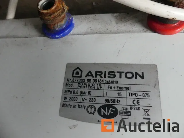 Ariston momentane boiler, sanitaire expansie tank, gasconvector - afbeelding 1 van  8