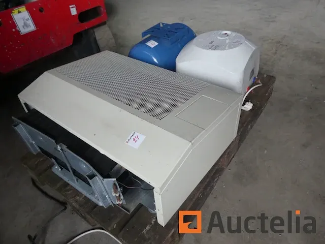 Ariston momentane boiler, sanitaire expansie tank, gasconvector - afbeelding 2 van  8