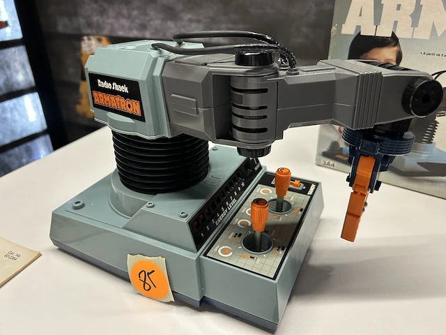 Armatron robot radio shack - afbeelding 2 van  5