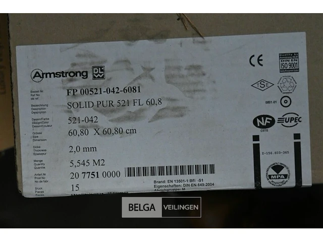 Armstrong solid pur 521 60,8x60,8 cm - afbeelding 3 van  3