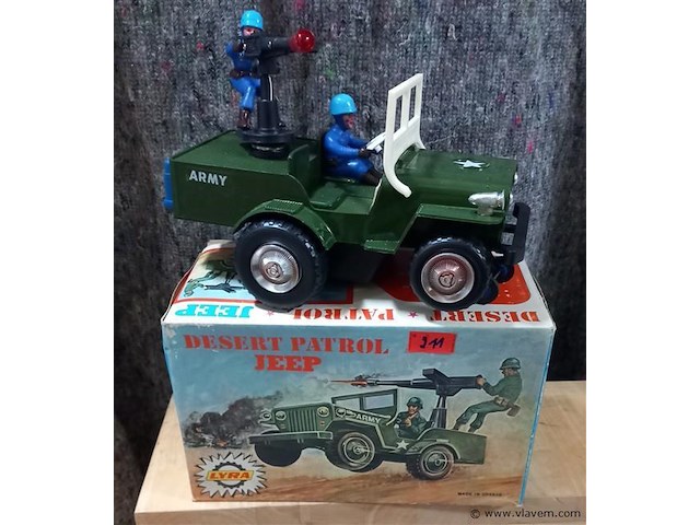 Army jeep - afbeelding 1 van  1