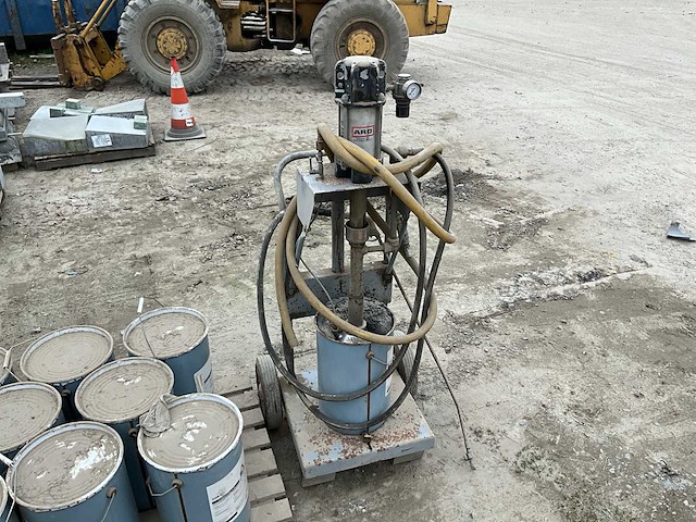 Aro 650 246-3-b asfaltfteermachine - afbeelding 9 van  13