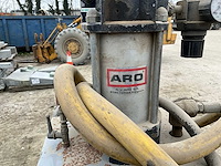 Aro 650 246-3-b asfaltfteermachine - afbeelding 12 van  13