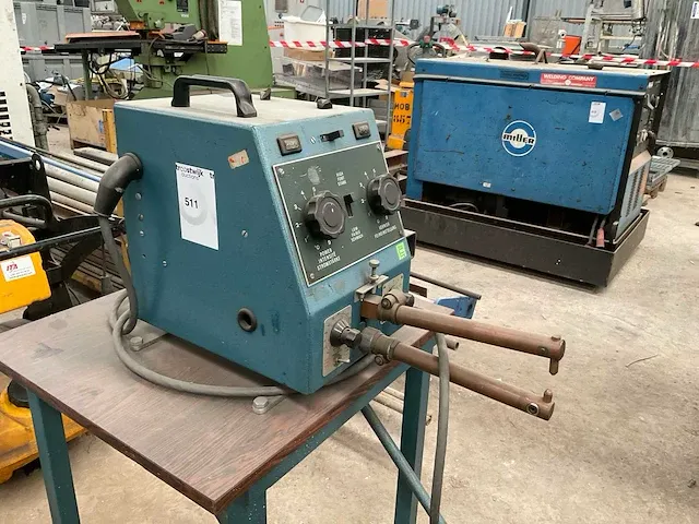 Aro m30v puntlasmachine - afbeelding 2 van  6