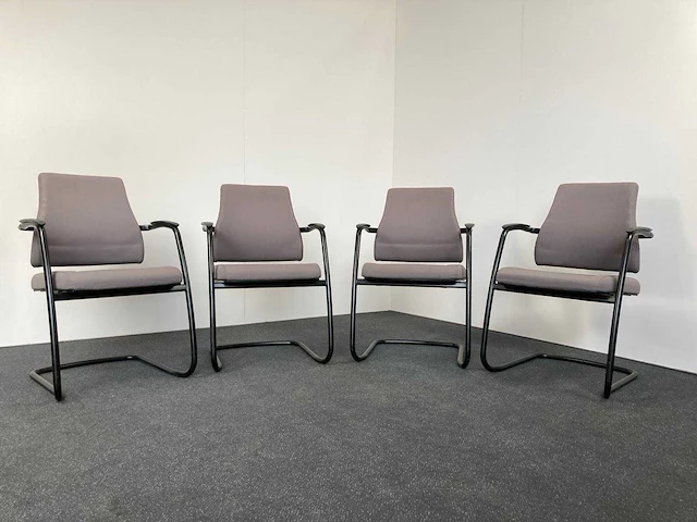 Arper - wachtkamerstoelen (4x) - afbeelding 1 van  14