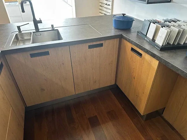 Arredo 3 - keukenopstelling - afbeelding 43 van  47