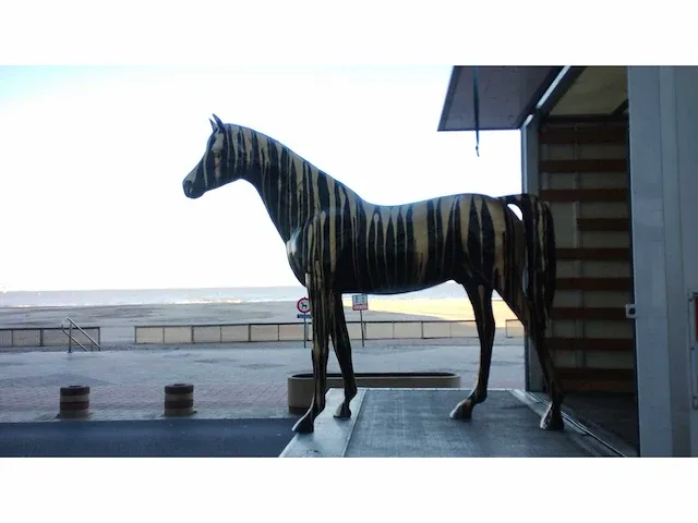 Art horse lifsize - afbeelding 1 van  3