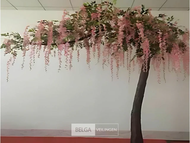 Artificiële wisteria boom kleur roze met groene bladeren - afbeelding 1 van  1