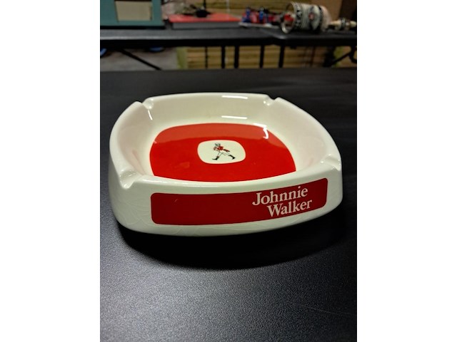 Asbak johnnie walker - afbeelding 2 van  4