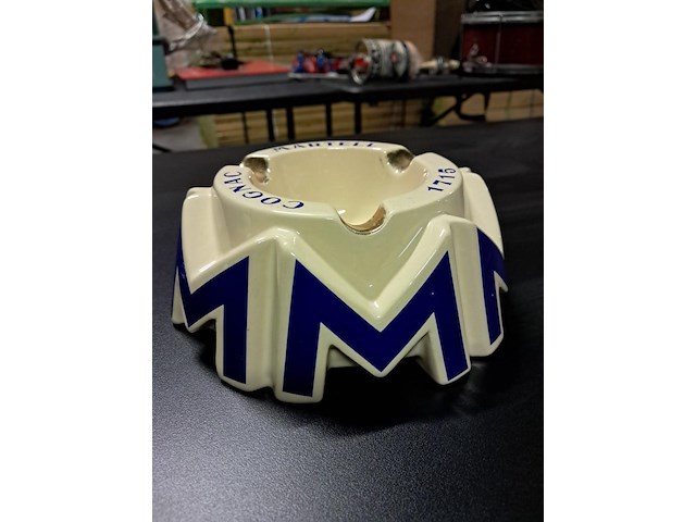 Asbak martell cognac - afbeelding 2 van  3