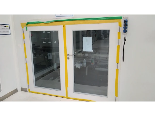 Assembly - benteler curved glass washer - afbeelding 20 van  27