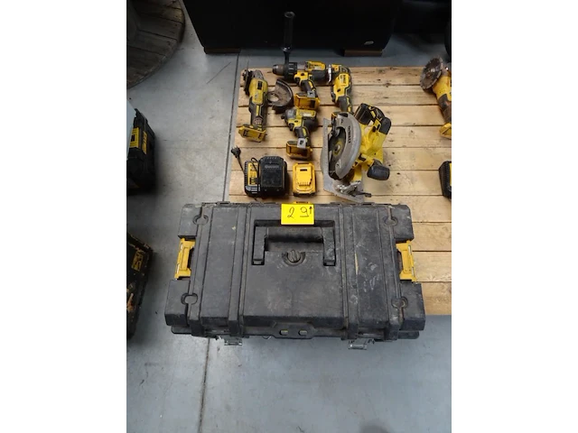 Assortiment accu machines dewalt - afbeelding 1 van  14