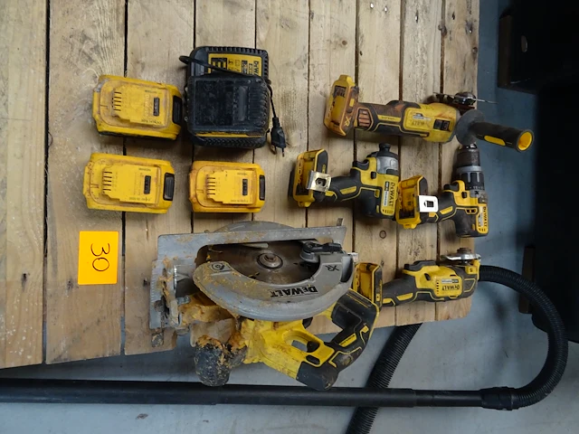 Assortiment accu machines dewalt - afbeelding 1 van  10