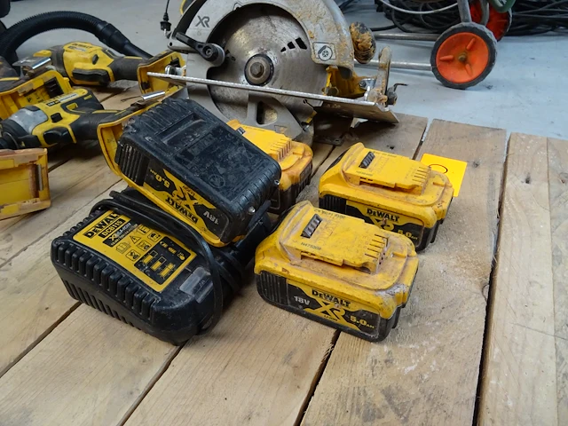 Assortiment accu machines dewalt - afbeelding 5 van  10