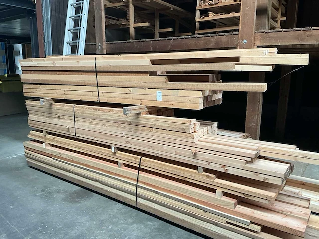 Assortiment diverse balken - afbeelding 3 van  4