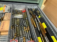 Assortiment draadsnijtappen en kussens - afbeelding 3 van  5