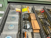 Assortiment draadsnijtappen en kussens - afbeelding 4 van  5