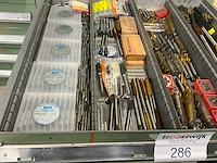 Assortiment draadsnijtappen en kussens - afbeelding 5 van  5