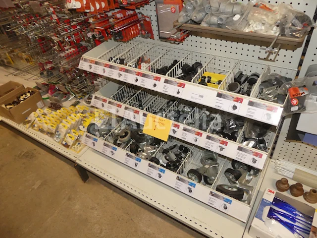 Assortiment hardware, sloten, hangsloten, enz... - afbeelding 11 van  17