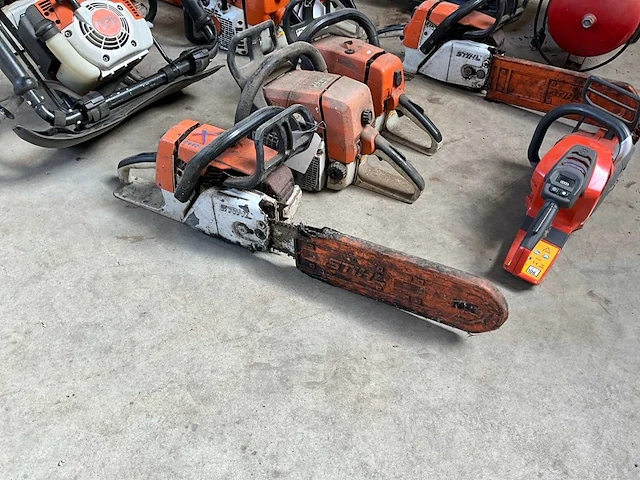 Assortiment kettingzagen en andere stihl - afbeelding 10 van  16